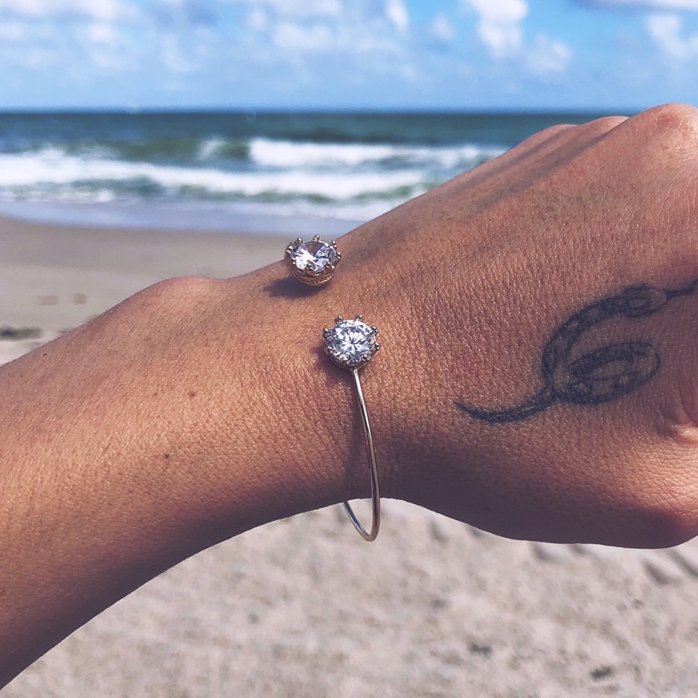 Beautiful dainty open design cuff bracelet